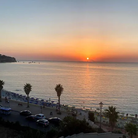 Anna's Stones House - Vista Mare