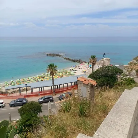 Anna's Stones House - Vista Mare شقة تروبيا