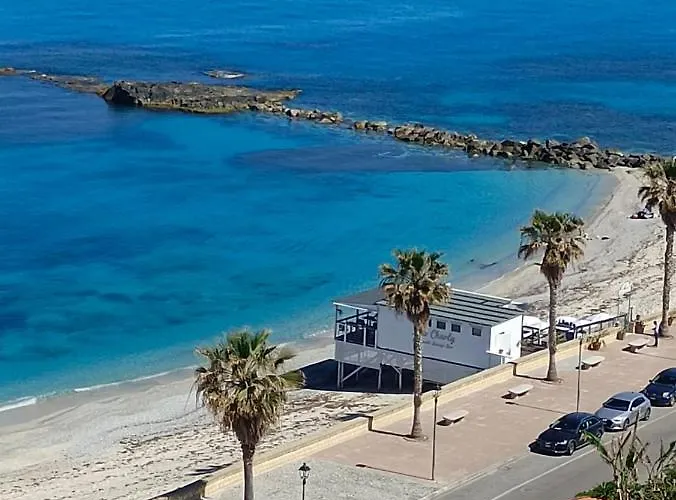 Anna's Stones House - Vista Mare טרופאה